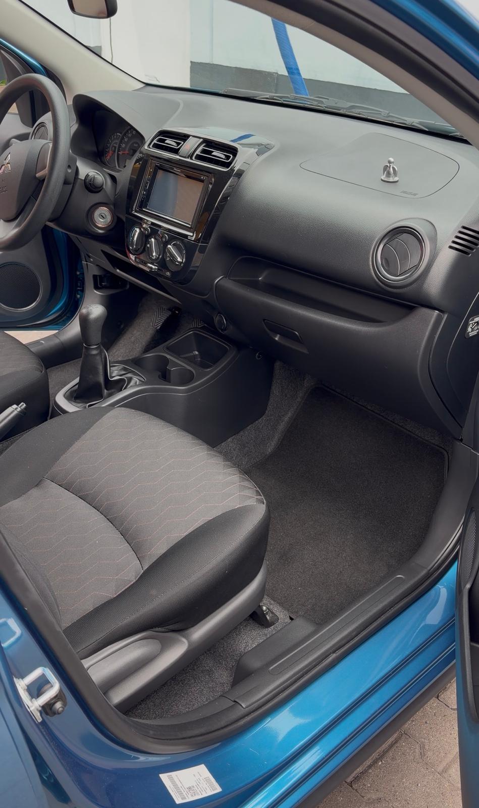Mitsubishi Space Star Innenraum aufbereitet